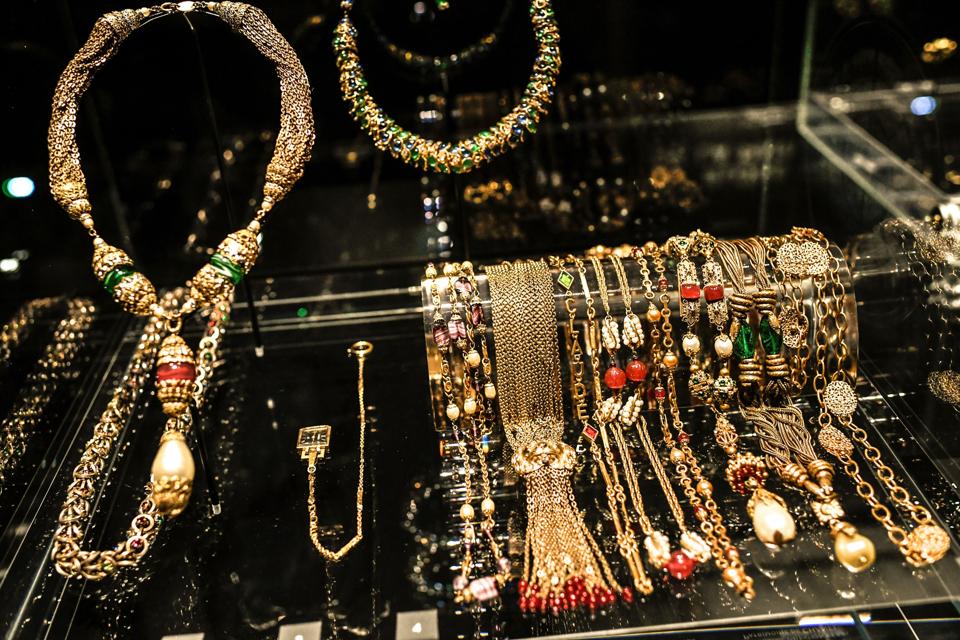 FRANCE-CULTURE-FASHION-CHANEL-EXHIBITION