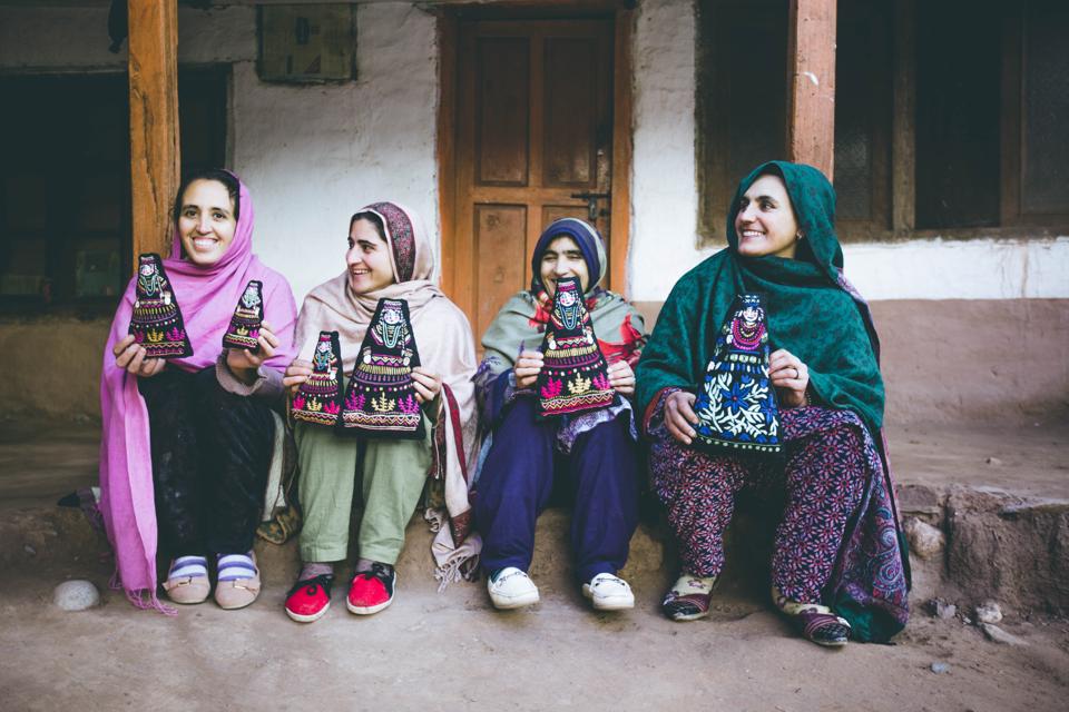 Craftswomen with their Kalbuki doll collection for Fusion.