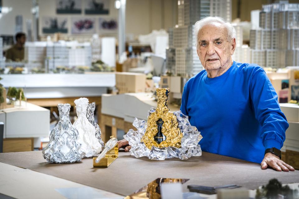 ผลการค้นหารูปภาพสำหรับ frank gehry