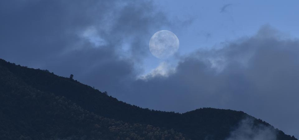 After the full Moon you need to look to the west for a daytime Moon in the morning, as seen here from Kathmandu, Nepal on Thursday, August 06, 2020.