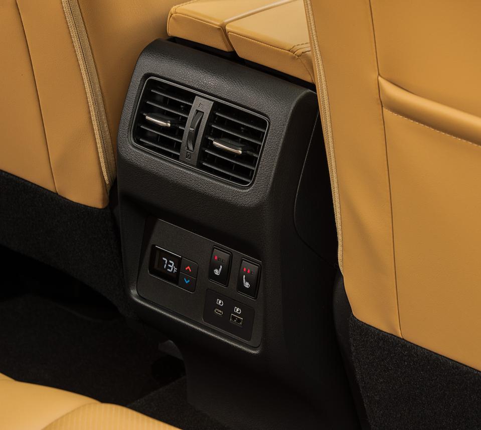 2021 Nissan Rogue Second Row Climate Control
