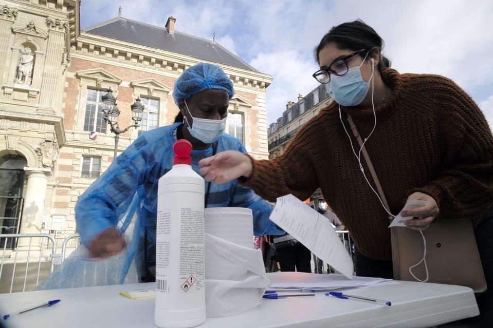 Paris Ups COVID-19 Testing In Surge Of Cases France