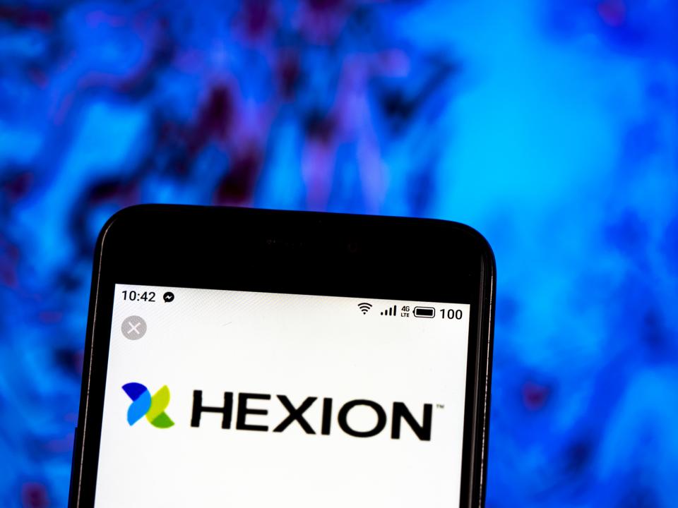 Hexion Inc. Chemicals company logo seen displayed on a smart