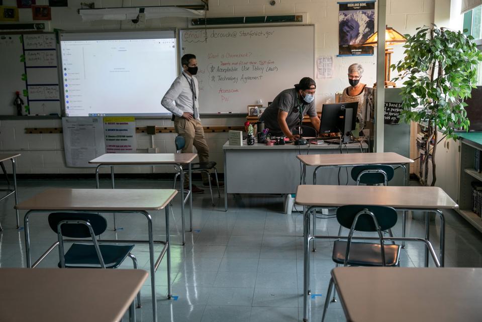 Connecticut Students Return To School With Hybrid Model During COVID-19 Pandemic