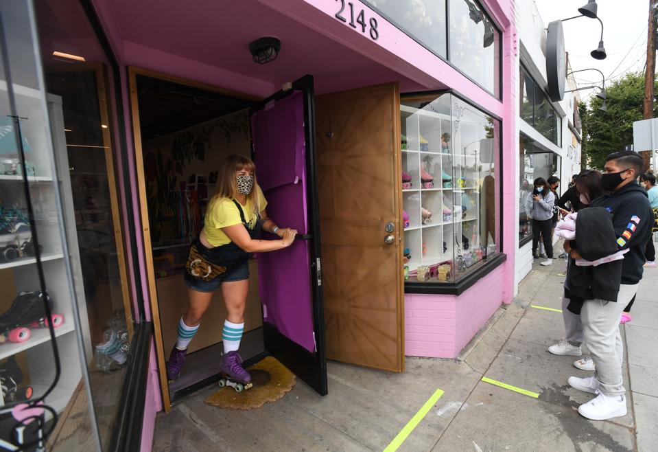 Roller skate shop reopens for first time since pandemic closure, to 200 waiting customers