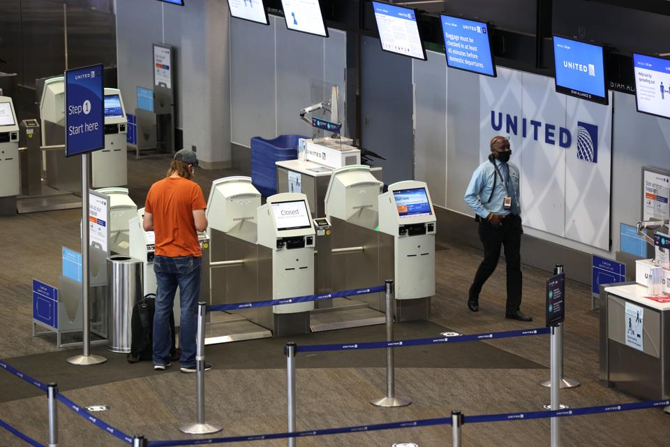 United Airlines To Furlough 16,000 Employees