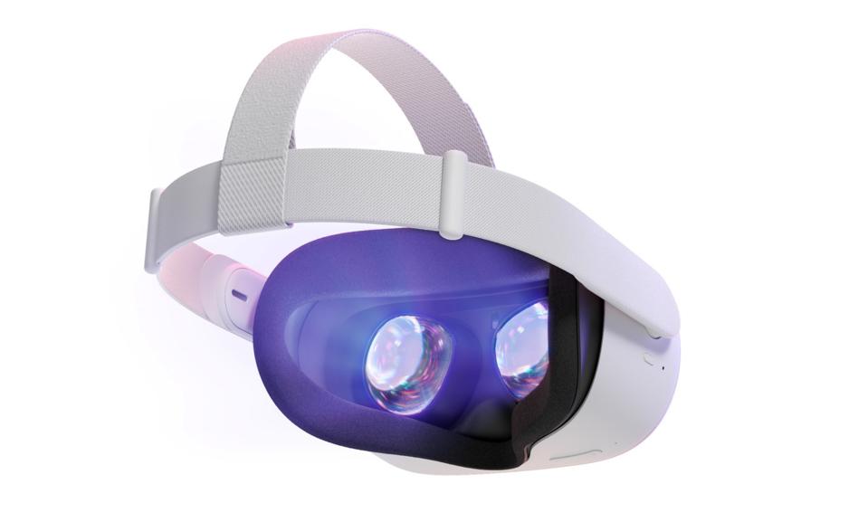 Die Rückseite des Quest 2 zeigt den neuen Kopfgurt und die Linsen, die ein Bild projizieren.