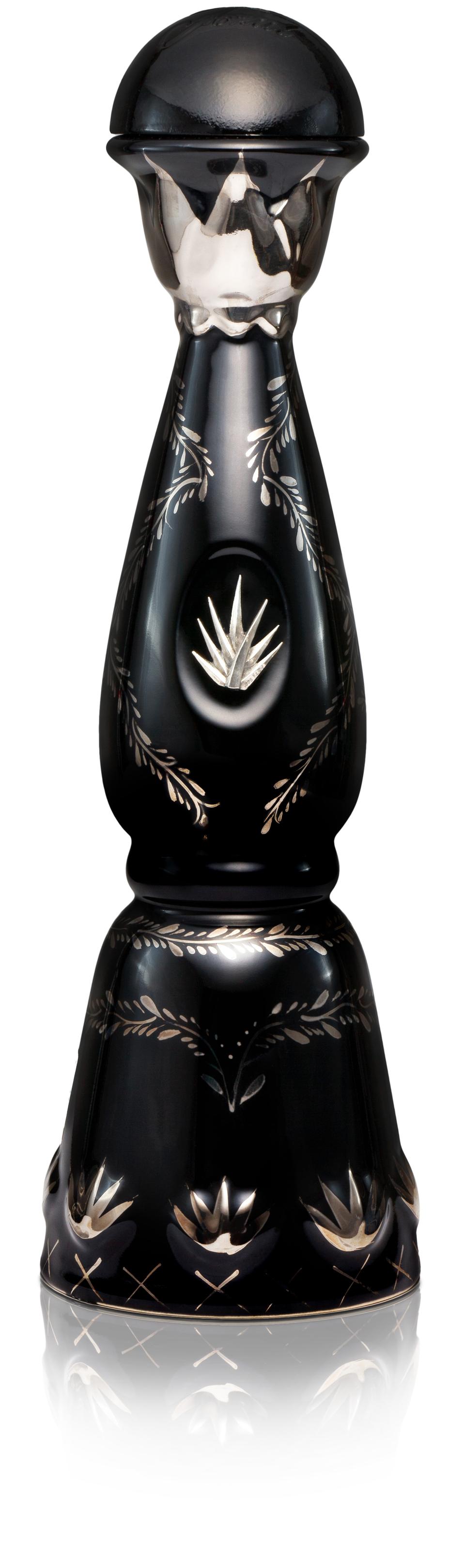 Clase Azul's bottles are all beautiful works of art on their own: this one is inlaid with pure platinum, sterling silver and 24-carat gold.