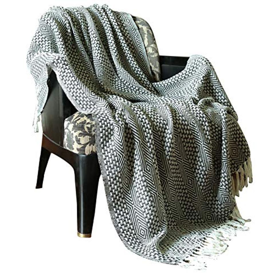 prime day deal vintage style throw blanket