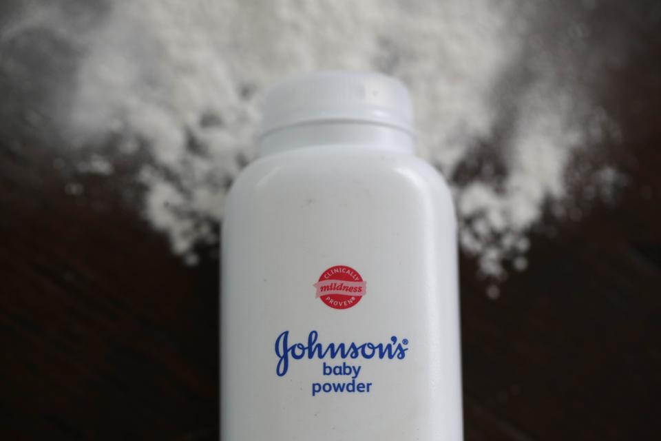 Johnson Johnson S 100 Million Baby Powder Lawsuit Settlement Is Overdue For Black Hispanic Women