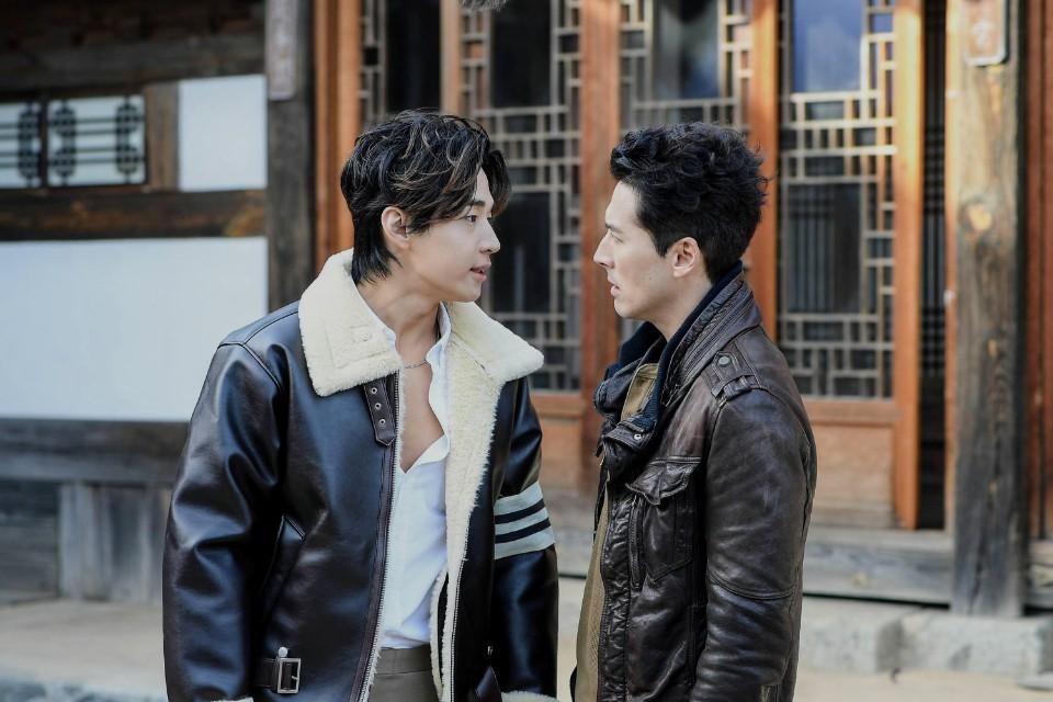 K-pop singer and actor Henry Lau joins Dulake in the second season of 'Dramaworld.'