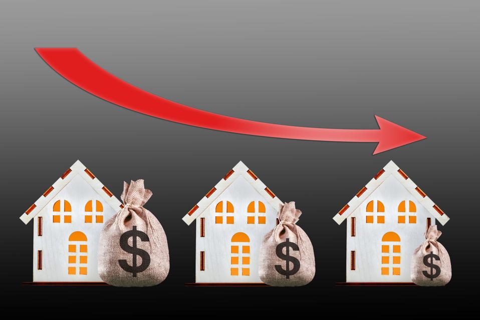 Mortgage interest rates have seen yet another decrease to the lowest rates on record