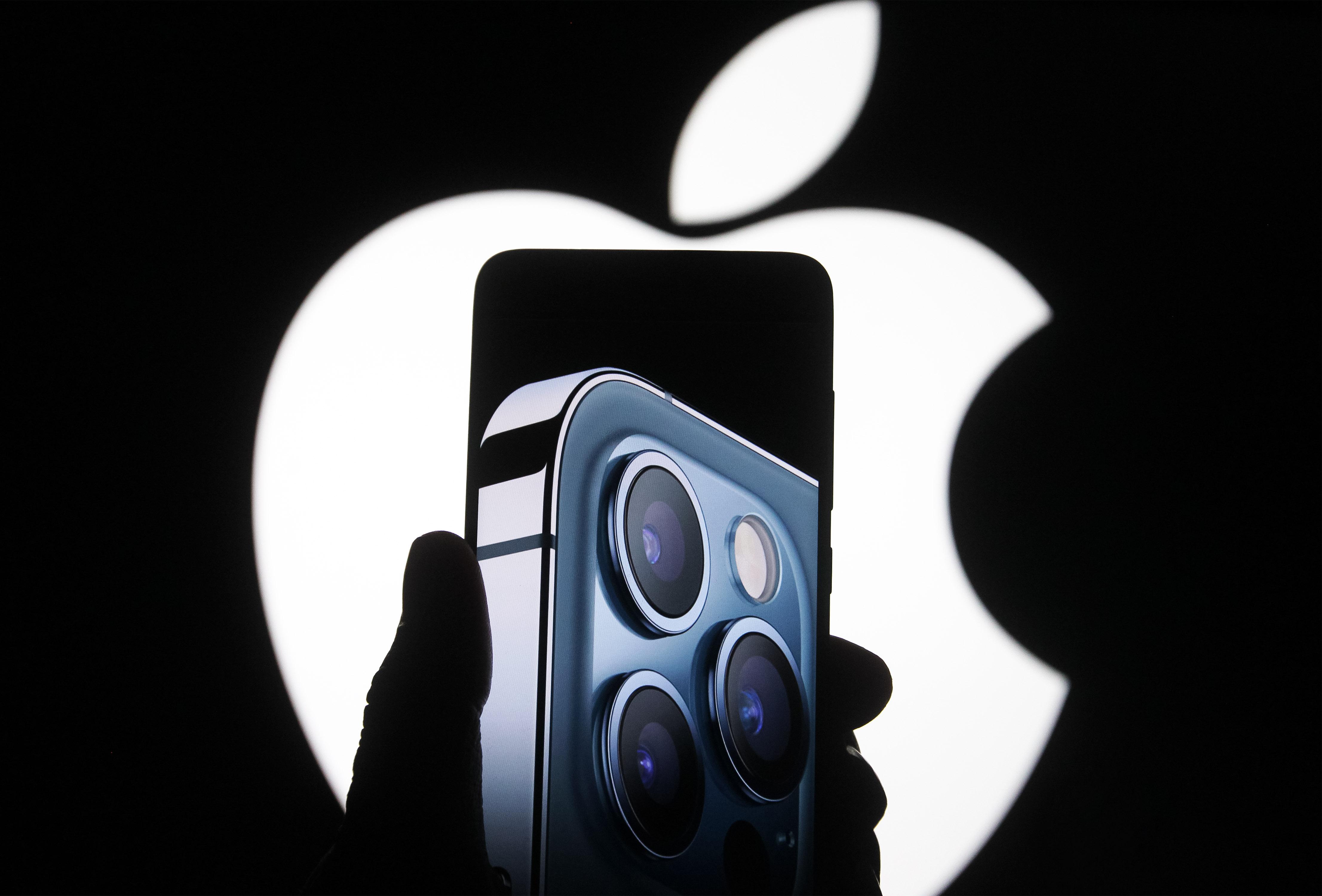 iOS 15 Reveal: Apple's iPhone Software To Include Stunning New Privacy Feature - Vimarsana News
