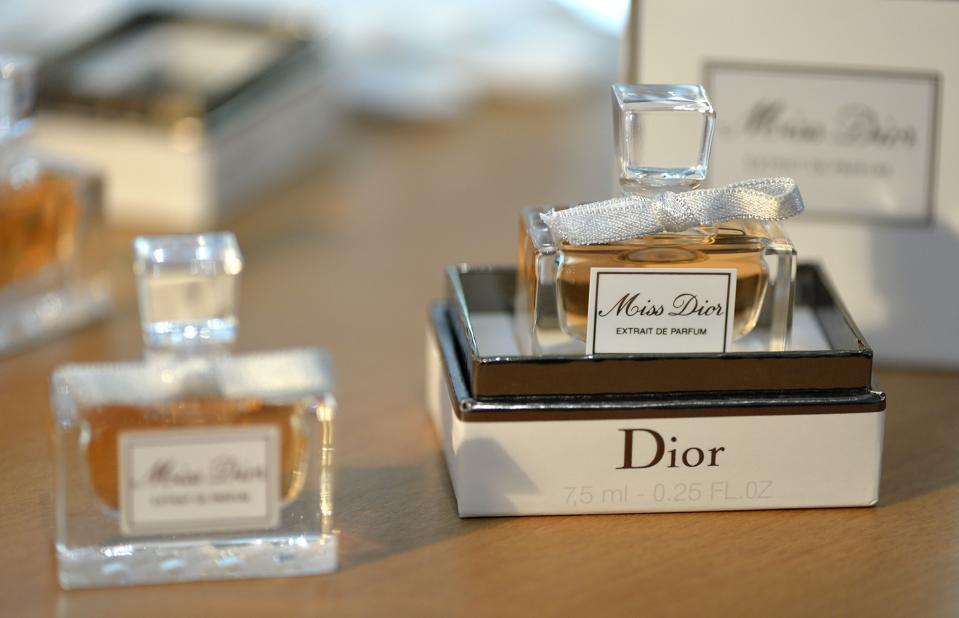 FASHION-LUXURY-ARTS-DIOR