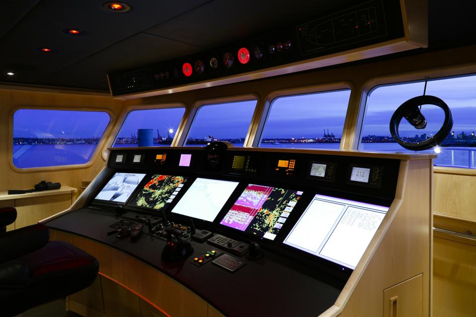 As ship's bridges and controls become more digitized, could a software glitch have impeded control of the Wakashio?