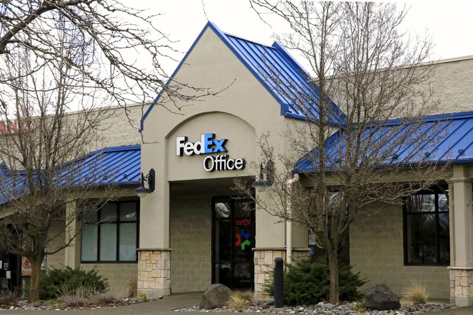 Fedex owner gamble Fedex owner gamble