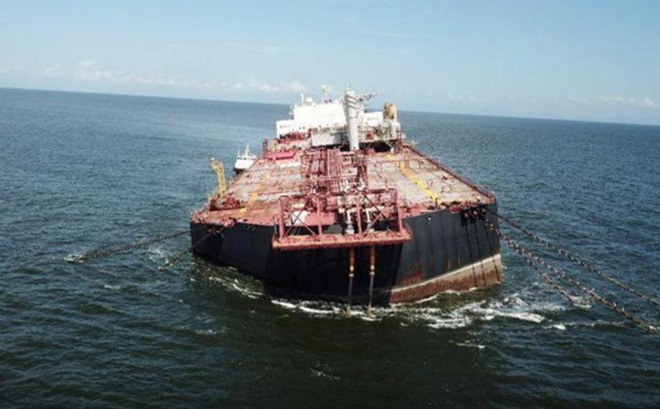 Caribbean Threatened By 1 3 Million Barrels Of Oil From Sinking Oil Tanker