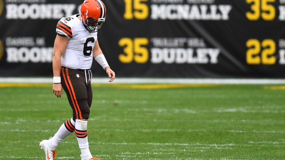 Cleveland Browns v Pittsburgh Steelers