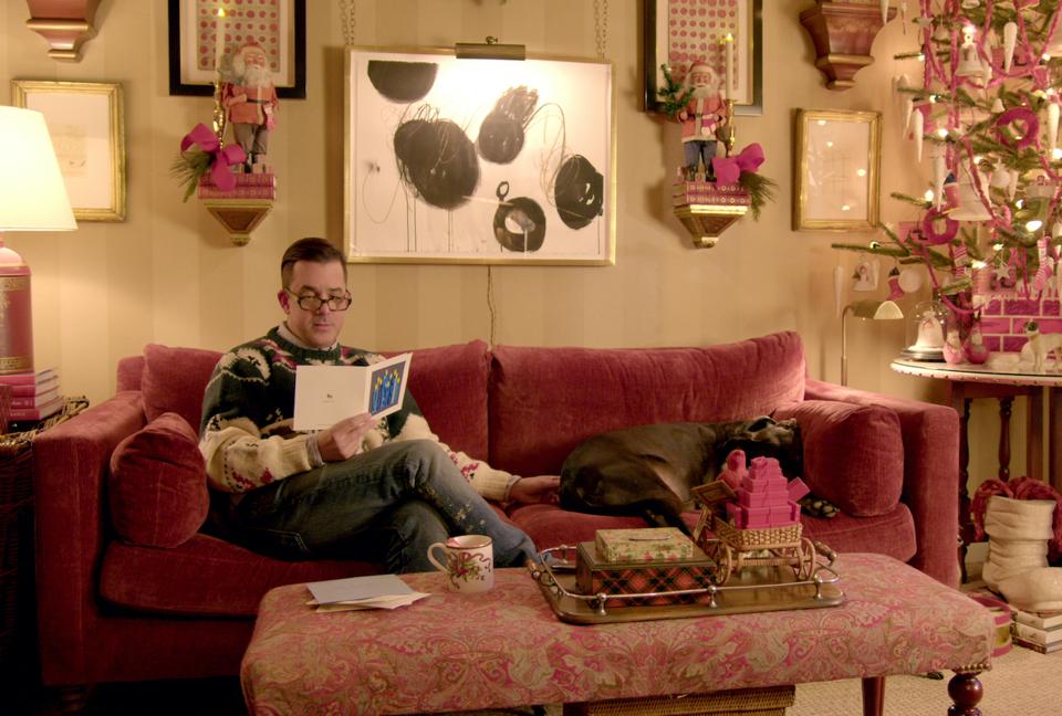 Transform your holidays with 'Holiday Home Makeover with Mr. Christmas' on Netflix.