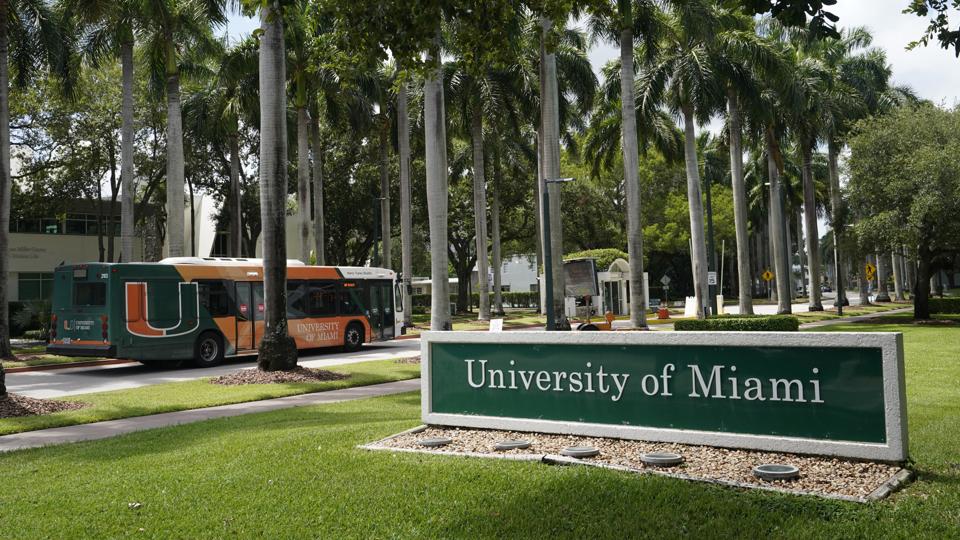 Virus Outbreak Florida