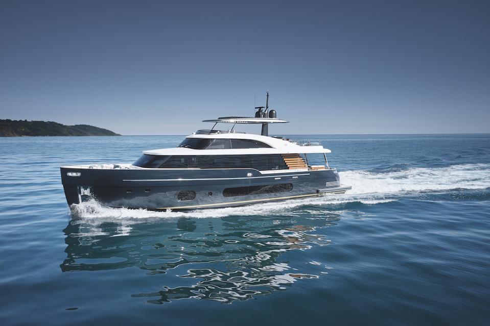 Sailing-Stream.fr ⚓ Azimut Yachts lance un nouveau modèle innovant à Fort Lauderdale | Azimut Magellano 25 ⚓ Le nouvel Azimut Magellano 25 en route