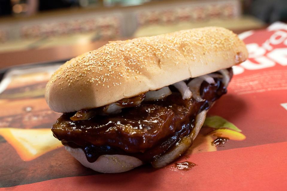 Mcdonald S Brings Back The Mcrib To A Different Dining World