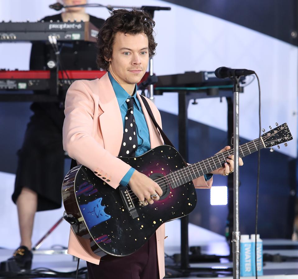 Iheartradio Jingle Ball Goes Virtual Harry Styles Billie Eilish More Set To Perform