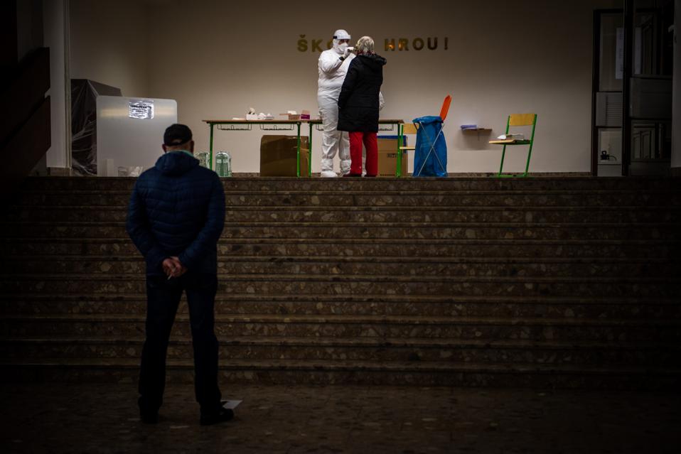 SLOVAKIA-HEALTH-VIRUS