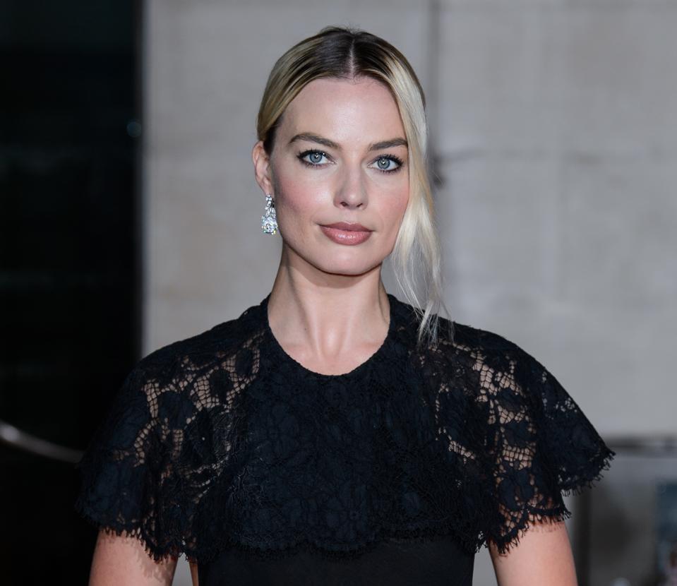 Margot_Robbie_2