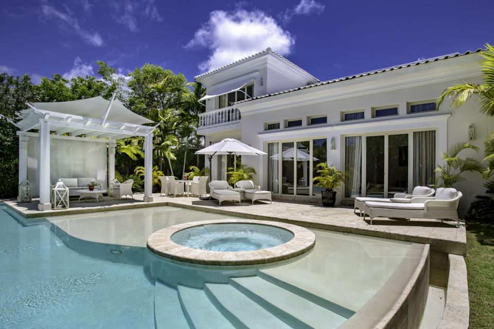 La piscina de Eden Roc Cap Cana.