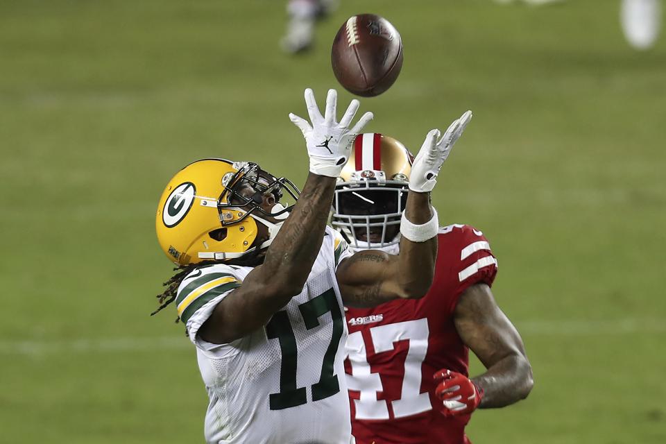 Midseason Awards For The Surprising Green Bay Packers