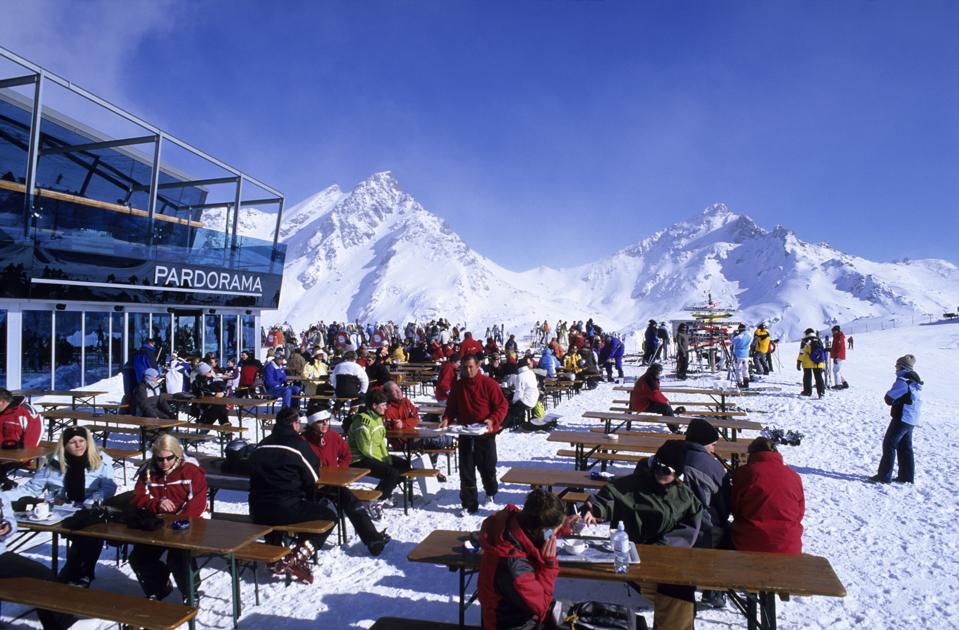 RESTAURANT D ALTITUDE PARDORAMA, DOMAINE SKIABLE, ISCHGL, VALLEE DE PAZNAUN, REGION DE SILVRETTA, TYROL, AUTRICHE