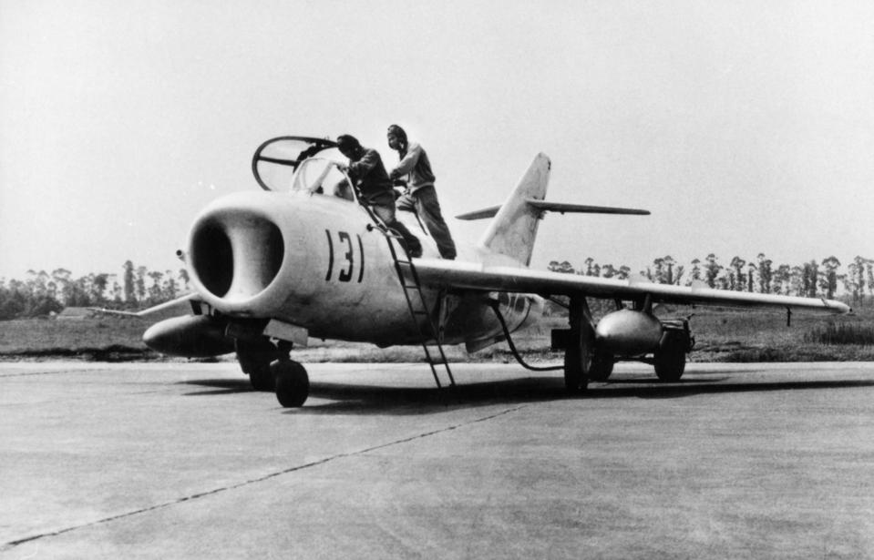 A Chinese Airforce training interceptor.