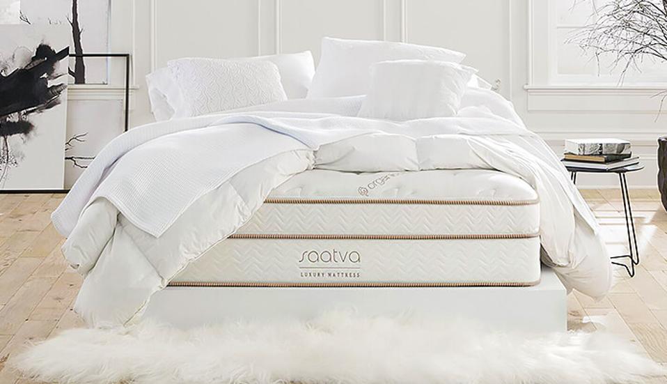 The 30 Best Black Friday Mattress Deals From Top Brands Up To 50 Off Parachute Saatva Casper More
