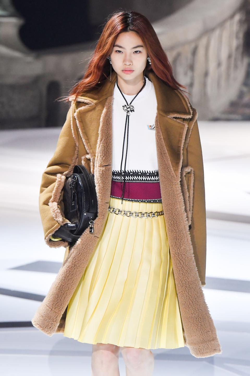 Louis Vuitton : Runway - Paris Fashion Week Womenswear Fall/Winter 2018/2019