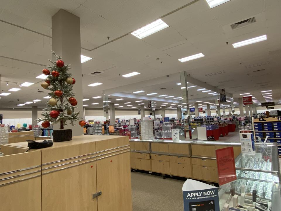 Sears Appears To Have Given Up On The Holiday Selling Season Sears After Christmas Sales