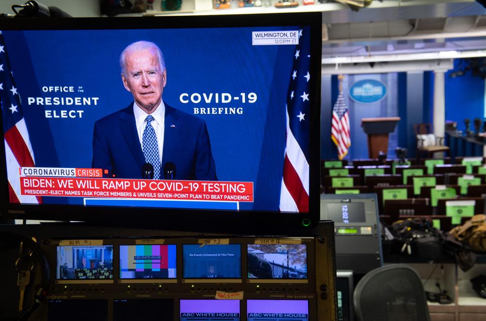 US-POLITICS-TRUMP-BIDEN
