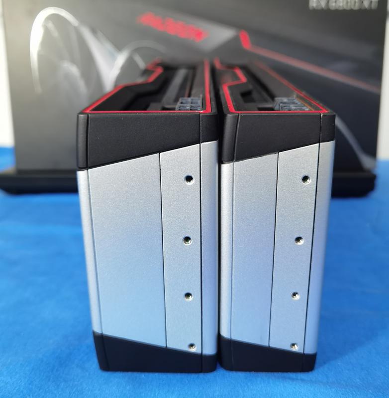 Left: RX 6800 XT | Right: RX 6800