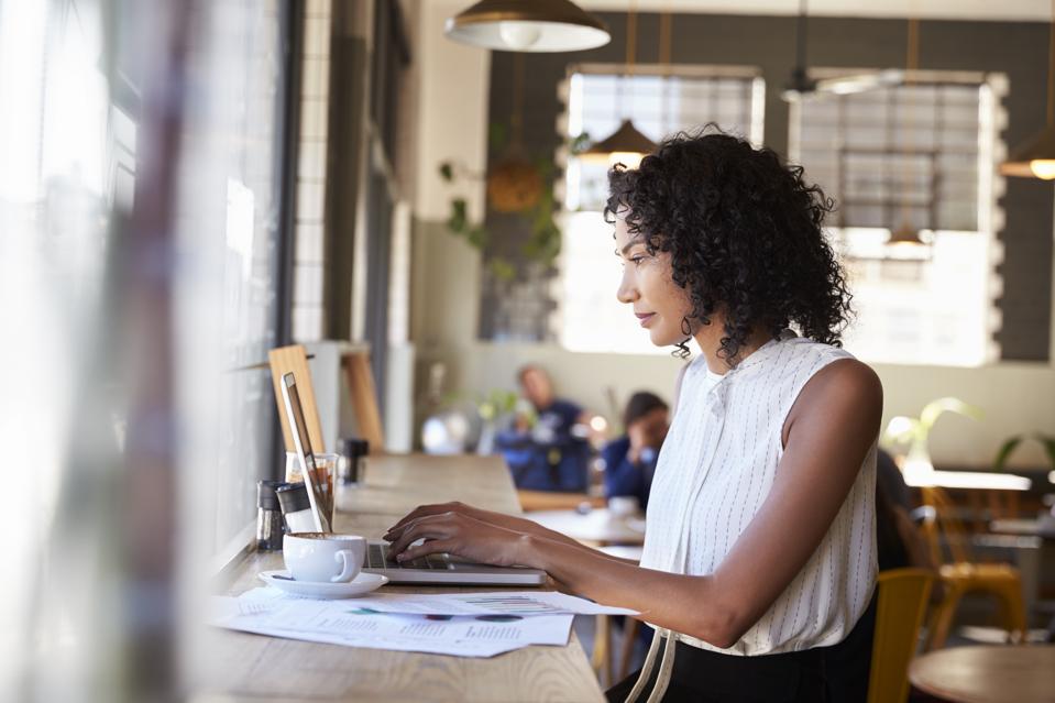 Times of crisis are often the best time to go all-in on your side hustle.