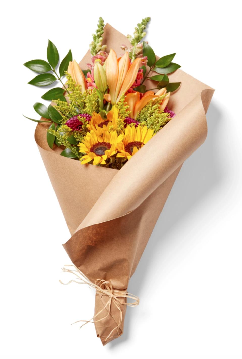 The Best Flower Delivery Services To Brighten Up Any Holiday Table