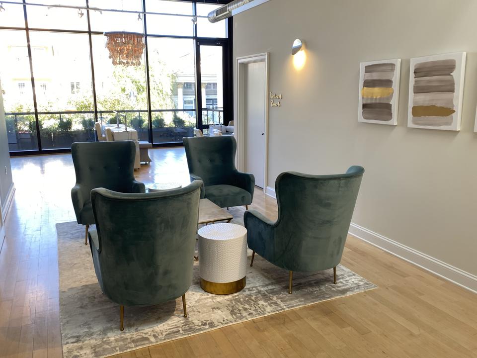 Neroli Med Spa & Beauty Lounge charlottesville botox hydrafacial
