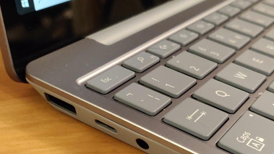Microsoft Surface Laptop Go