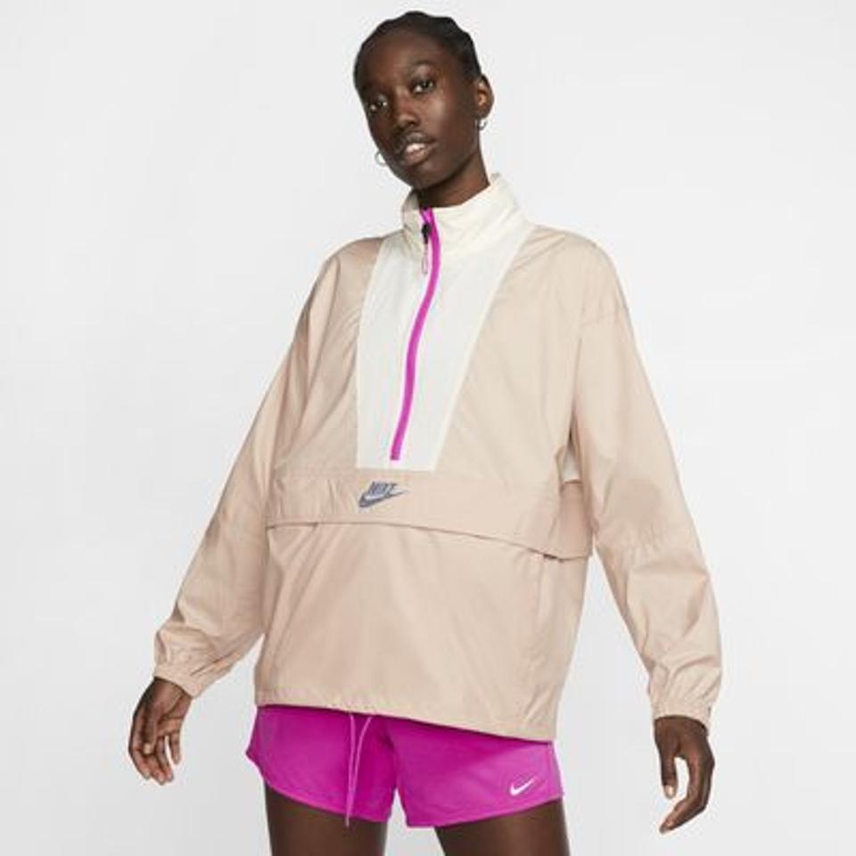 Nike Sportswear Icon Clash Women's Jacket in pink.