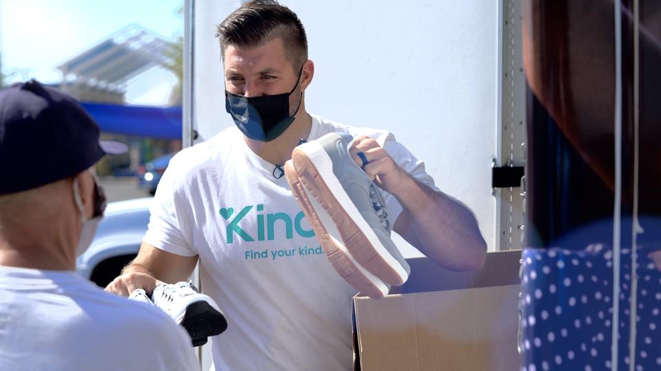 The Kindli app, with support from Tim Tebow, can block trolls.