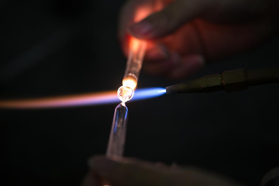 hydrogen flame in the lab