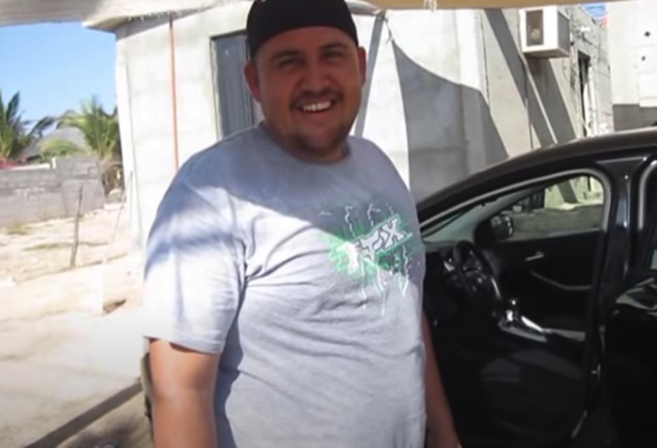 Mexican car wash owner in Baja California