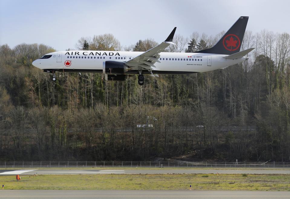 Air Canada launches unique holiday campaign to celebrate the gift of travel