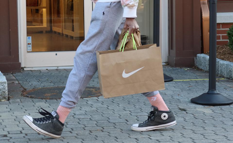 The Black Friday Clothing Sales You Don T Want To Miss J Crew Nike More The Black Friday Clothing Sales You Don T Want To Miss J Crew Nike More