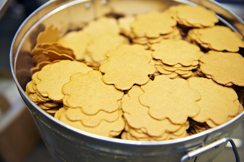 Mrs. Hanes' Moravian Cookies