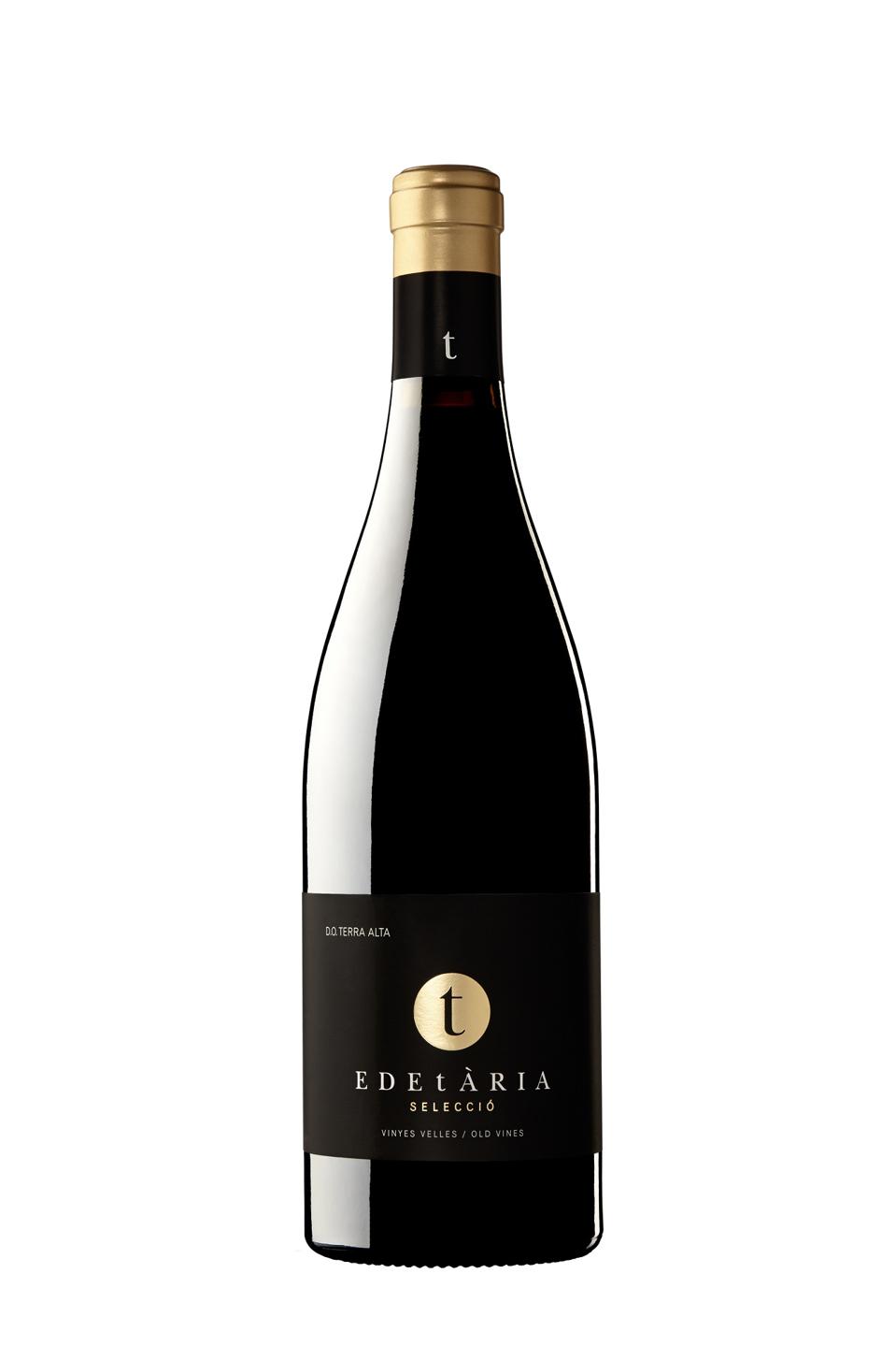 Bottle of red wine, El Mas Edetària Selecció